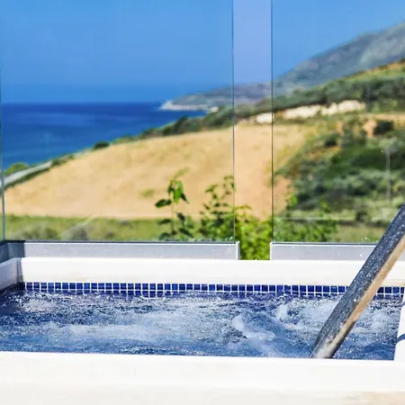 Villa In With Private Pool