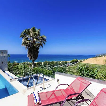 Villa In With Private Pool *