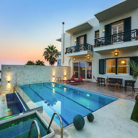 In With Private Pool *