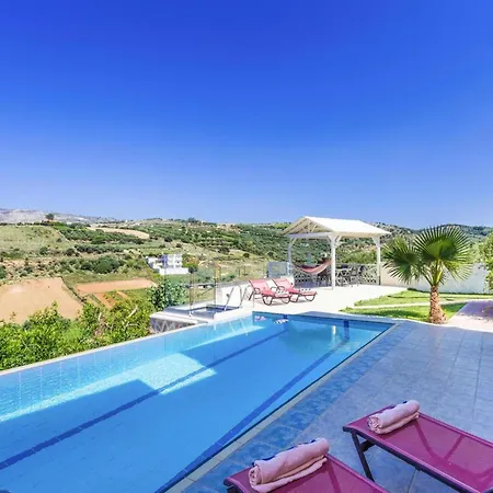 Villa In With Private Pool